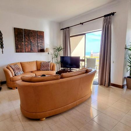 Apartmento Praia Da Dona Ana Lagos Exteriör bild
